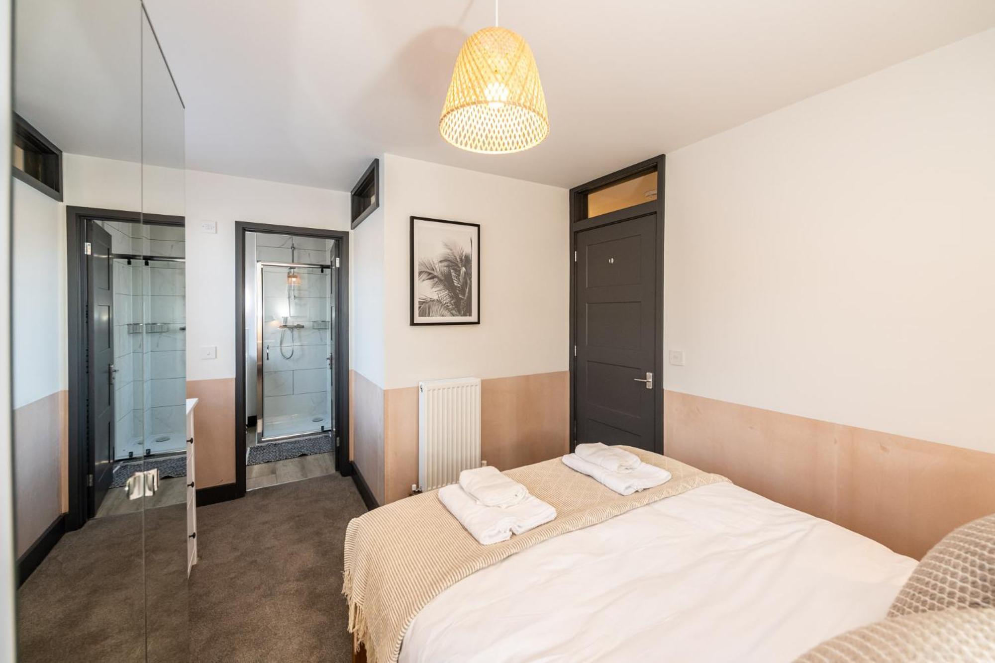 Apartment 2 Castle Mews